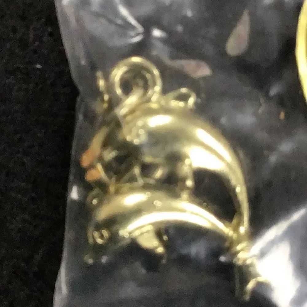 Charm, dolphin, charm by Dimond international